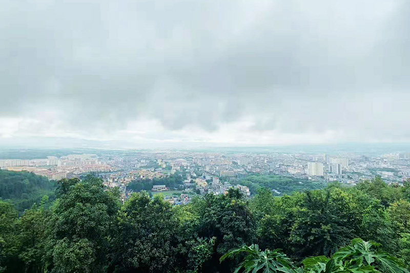 云南騰沖芒市旅游6-800